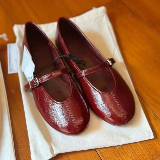 Damen Ballerinas mit verstellbarem Riemen und glänzendem Obermaterial EB