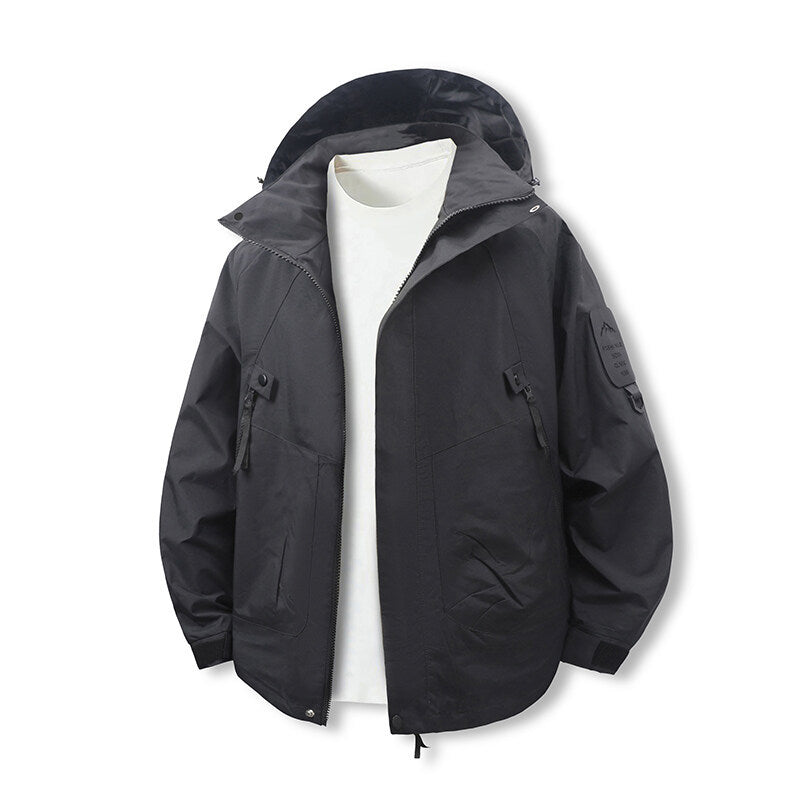 Herren funktionale Outdoor-Jacke mit verstellbarem Kapuzenbereich und zahlreichen Taschen EB