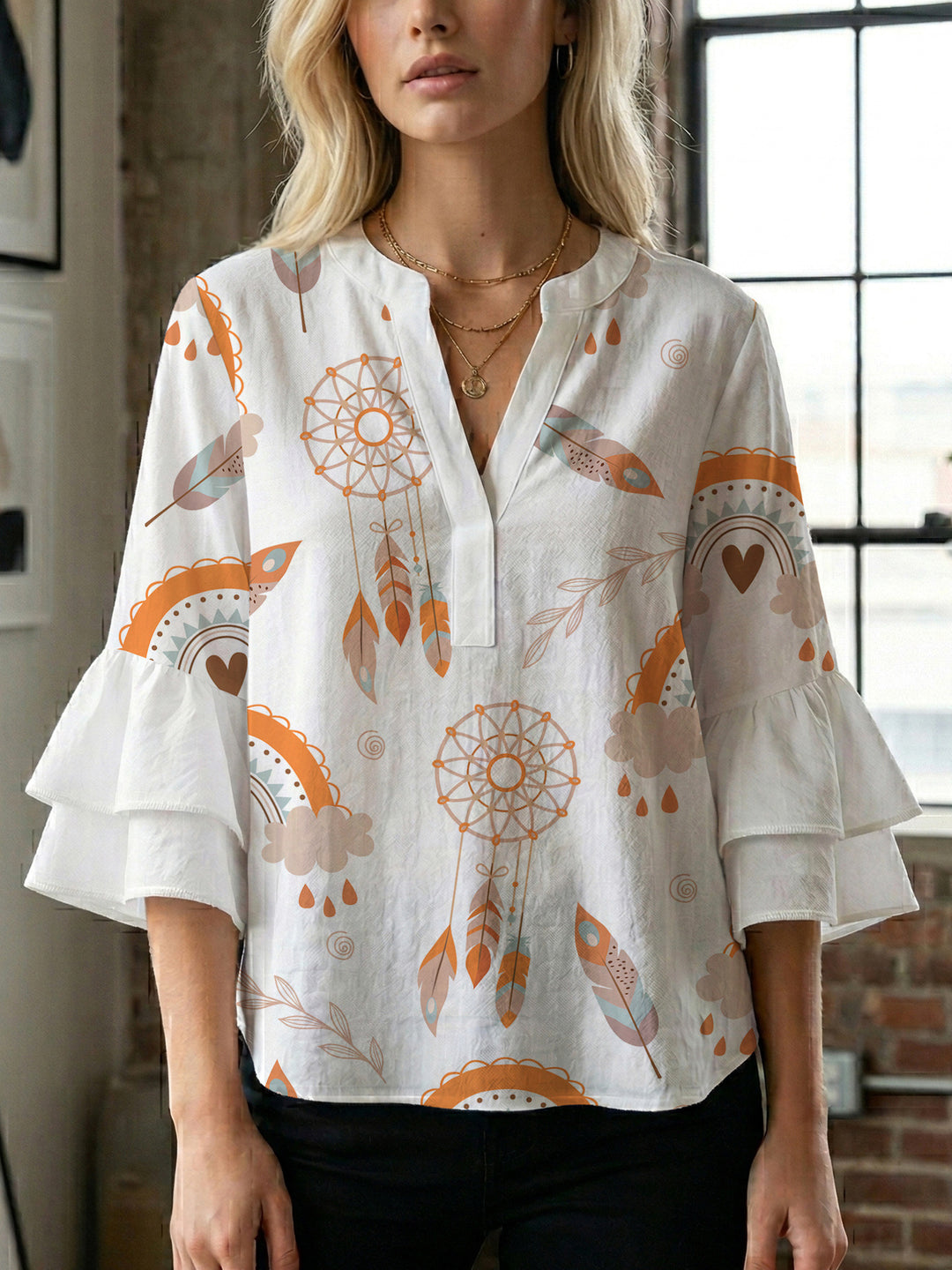 Damen Bluse mit voluminösen Flügelärmel und intensivem Blattmuster EB