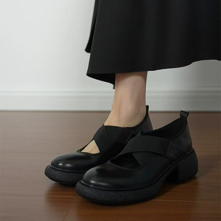 Damen Ballerina mit elastischen Kreuzriemen und modischem Blockabsatz EB