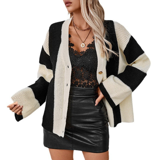 Damen Strickjacke mit einzigartigem Waffelmuster und modischen Knopfdetails EB