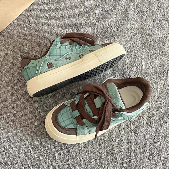 Damen Modische Sneaker mit tierischem Motiv und bequemer Sohle EB