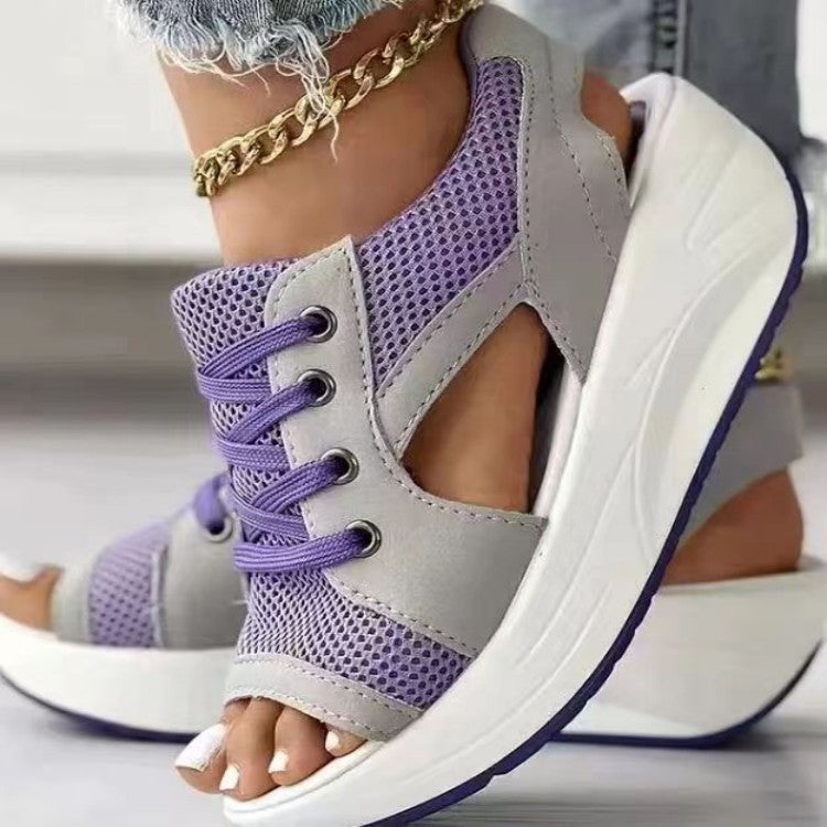 Damen Offene Keil-Sandale-Sneaker mit atmungsaktivem Mesh, profilierter Plateau-Sohle und Schnürung EB
