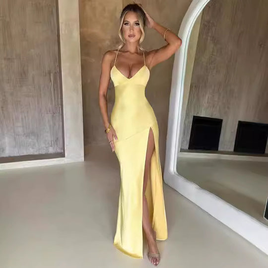Damen Elegantes Maxikleid mit tiefem Schlitz und zarten Spaghettiträgern EB
