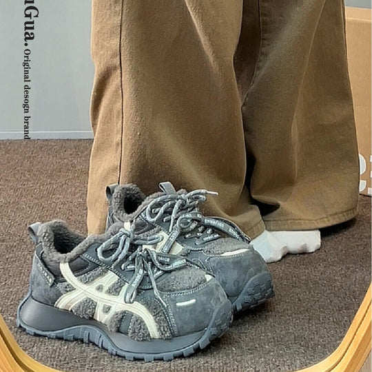 Damen modische Sneakers mit hochwertiger Fleece-Konstruktion und innovativem Sohlenprofil EB