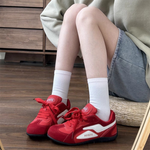 Damen Sportliche Sneakers mit atmungsaktiver Sohle und modischer Akzentuierung EB