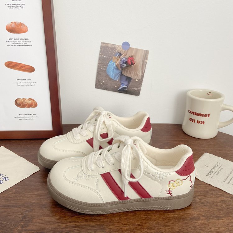 Damen Sportliche Sneaker mit moderner Linienführung und atmungsaktiver Sohle EB