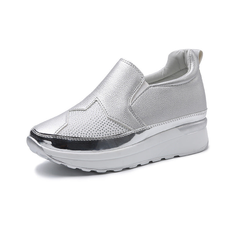 Damen sportliche Slip-On Sneakers mit glänzender Korksohle EB