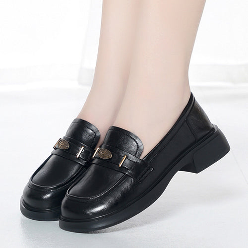 Damen Klassische Mokassins mit elegantem Kettendetail und rutschfester Sohle EB