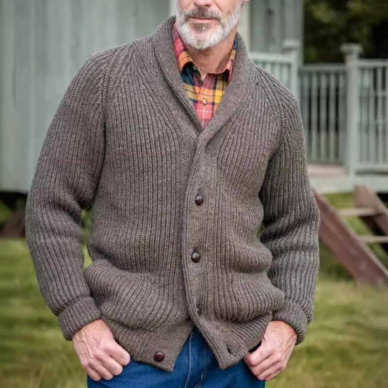 Herren grob gestrickter Cardigan mit praktischen Taschen und modernem V-Ausschnitt EB