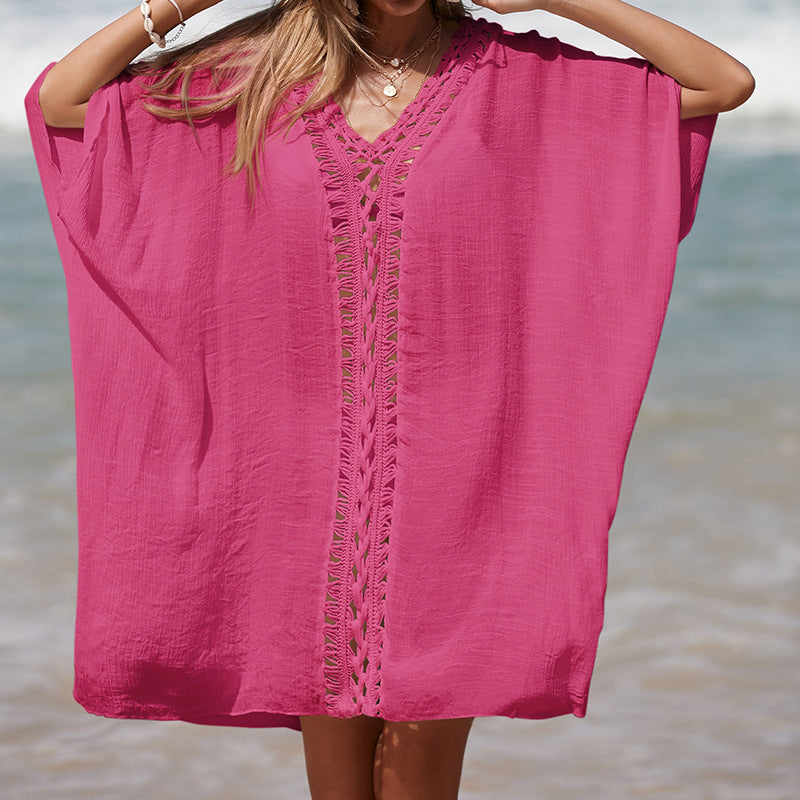 Damen eleganter Strandponcho mit raffinierten Häkelakzenten und tiefem V-Ausschnitt EB