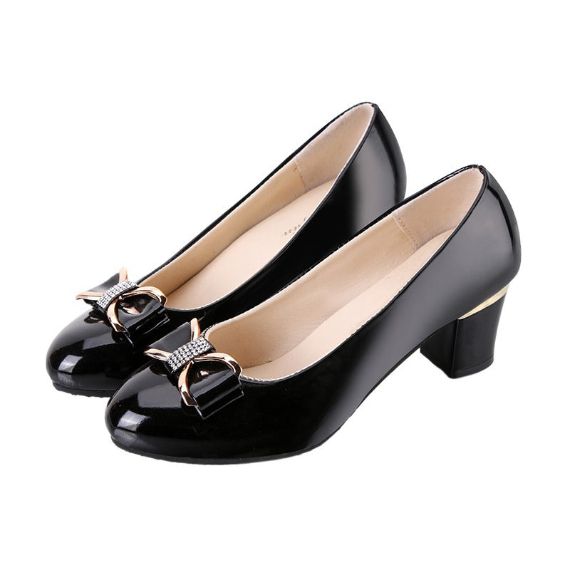 Damen Elegante Ballerinas mit glänzendem Obermaterial und schicker Schleifenverzierung EB