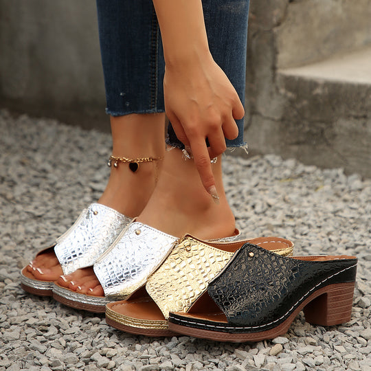 Damen Wedge-Sandaletten mit glänzender Kroko-Optik und komfortablem Blockabsatz EB