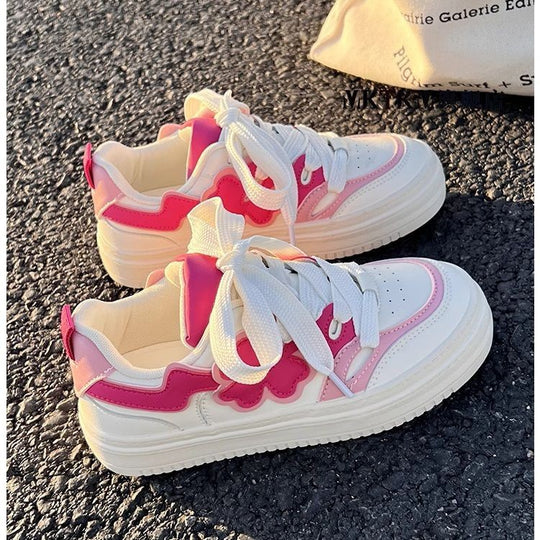 Damen Trendige Sneakers mit verspieltem Blüten-Design und bequemer Sohle EB