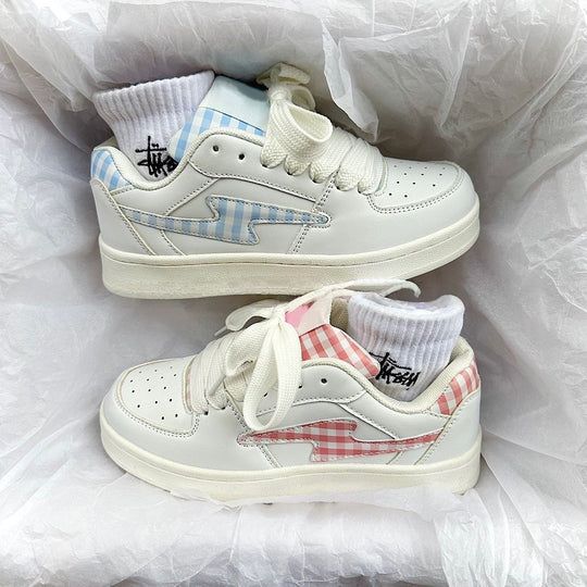 Damen Sneaker im modernen Karomuster mit strapazierfähiger Sohle EB