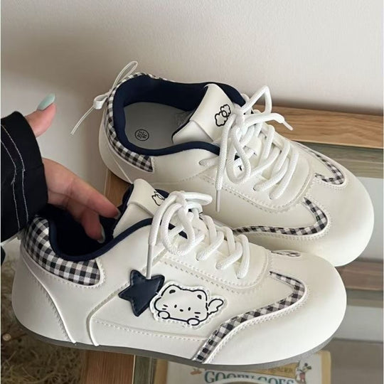 Damen Verspielte Sneakers mit kreativem Motiv und bequemer Polsterung EB