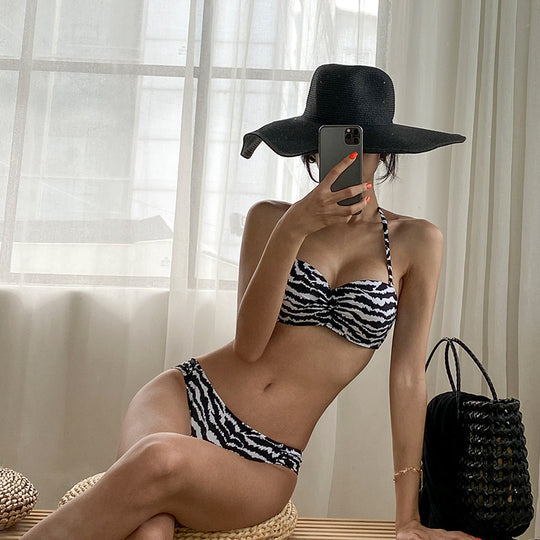 Damen Bikini-Set mit stilvollem Zebra-Print und gepolstertem Oberteil EB