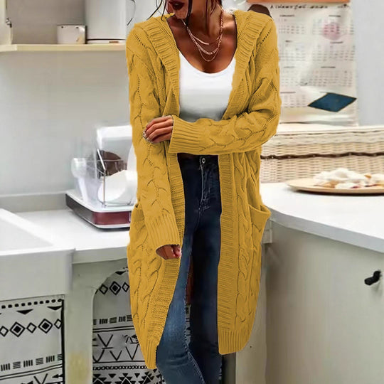 Damen Strickjacke im lässigen Langschnitt mit Zopfmuster und praktischen Taschen EB