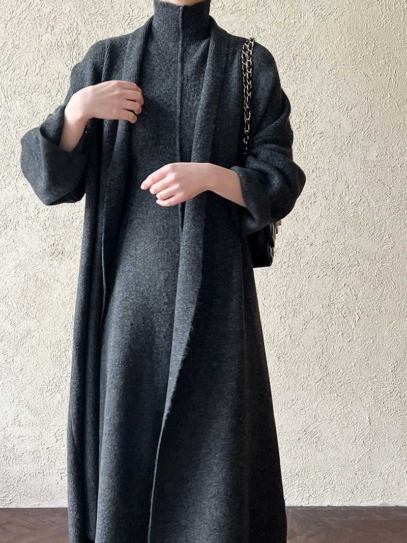 Damen Langer Strickmantel mit hohem Kragen und elegantem Schnitt EB