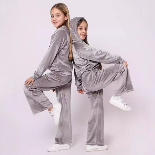 Damen Sportliches Velours-Set mit Kapuze und elastischem Bund EB