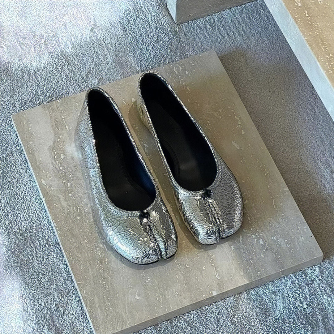 Damen Ballerinas mit eleganter Metallic-Oberfläche und formschöner Silhouette EB