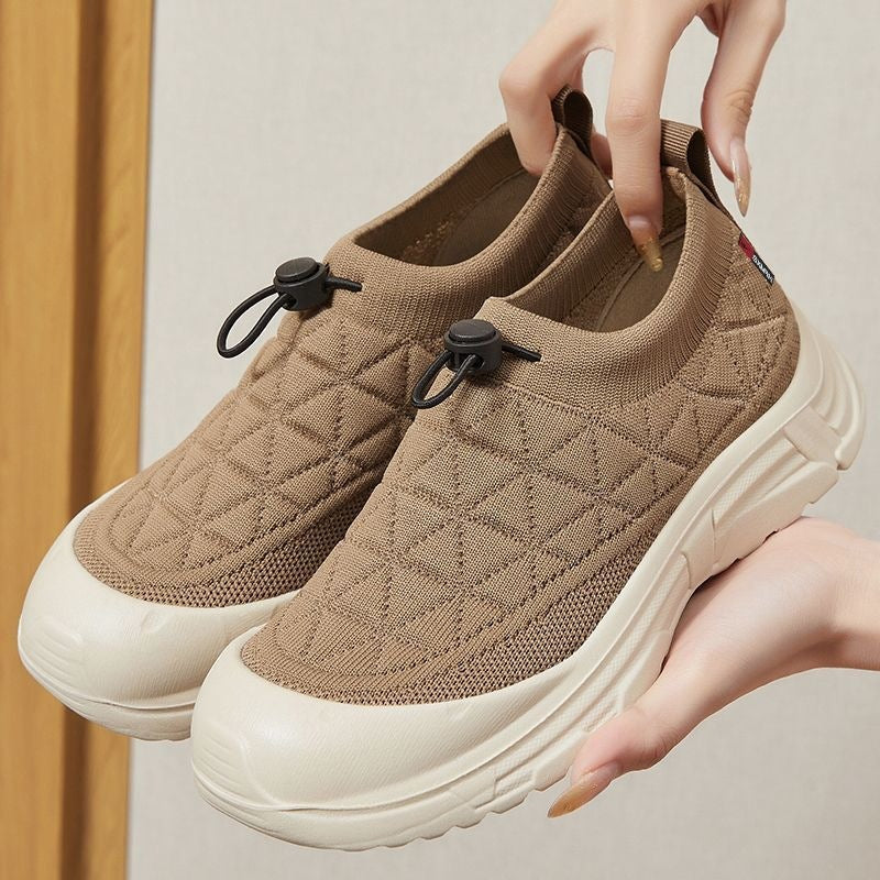 Damen Ultraleichte Slip-On Sneakers mit elastischem Ansatz und rutschfester Sohle EB