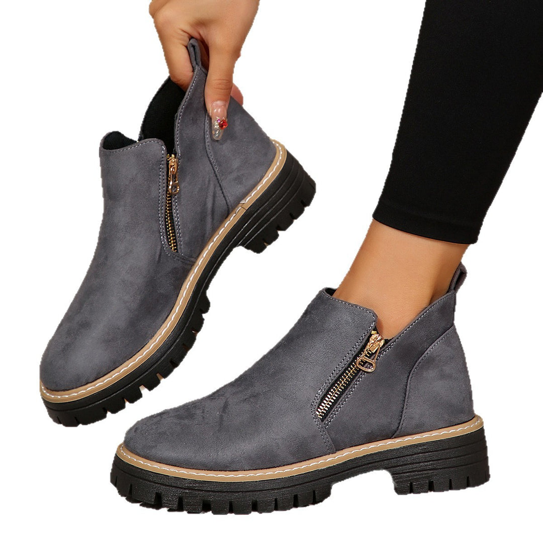 Damen nan Wildlederstiefelette mit robuster Profilsohle und seitlichem Reißverschluss EB