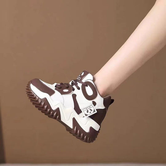 Damen Sneaker mit robustem Kletterdesign EB