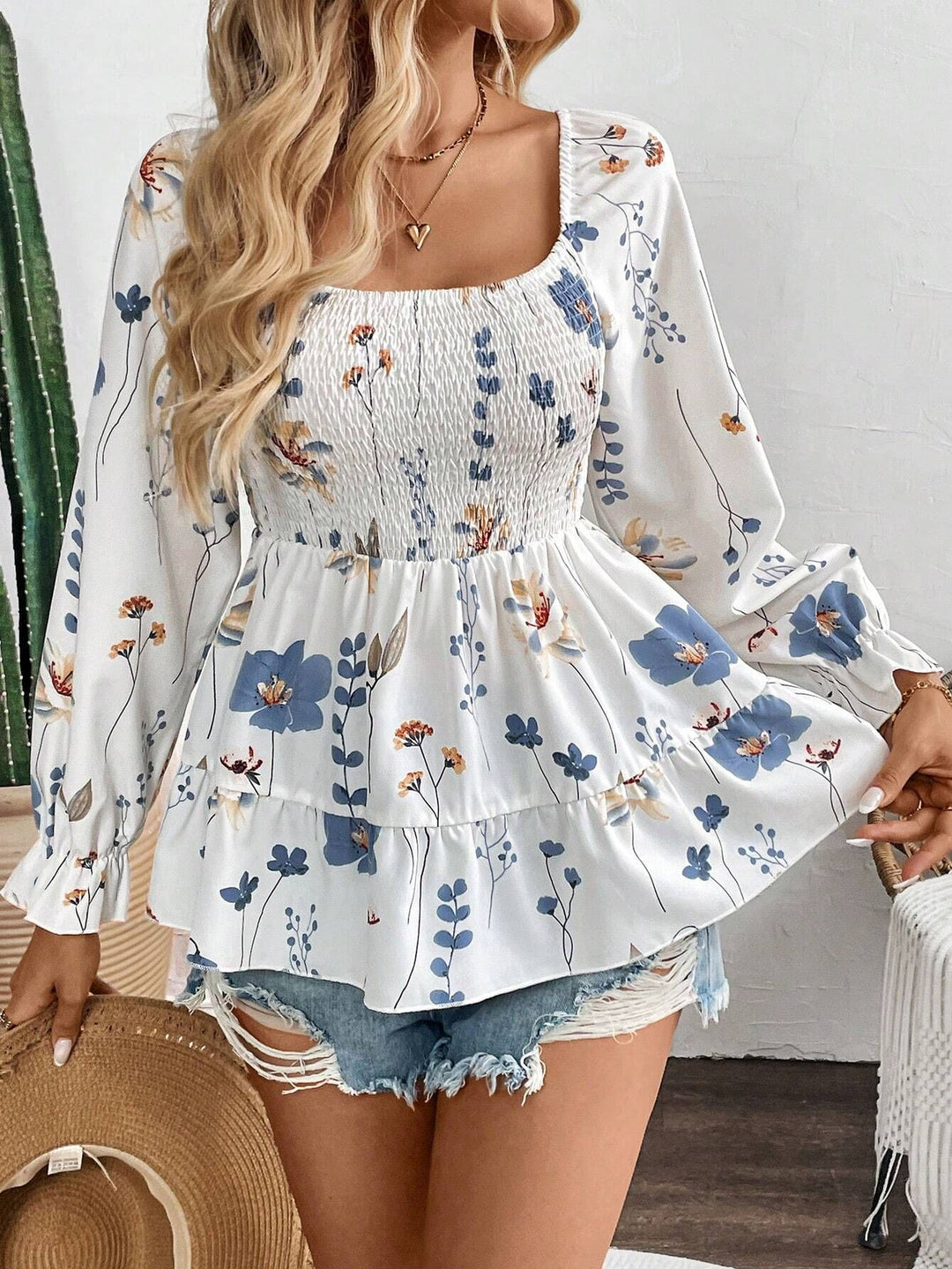 Damen Bluse mit floralen Mustern und voluminösen Ärmeln EB