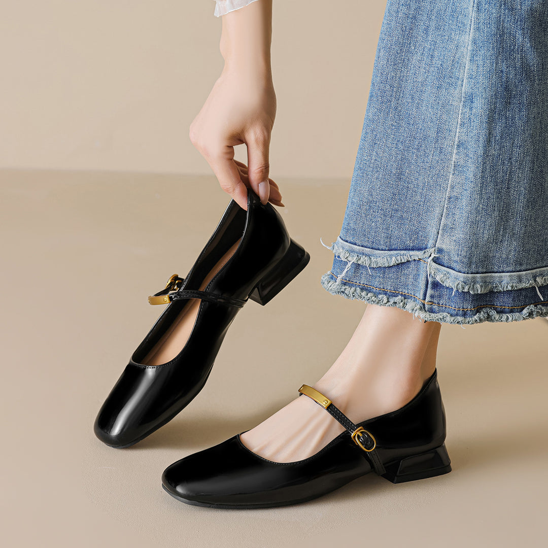 Damen Ballerinas mit modischem Riemchen und glänzendem Lackfinish EB