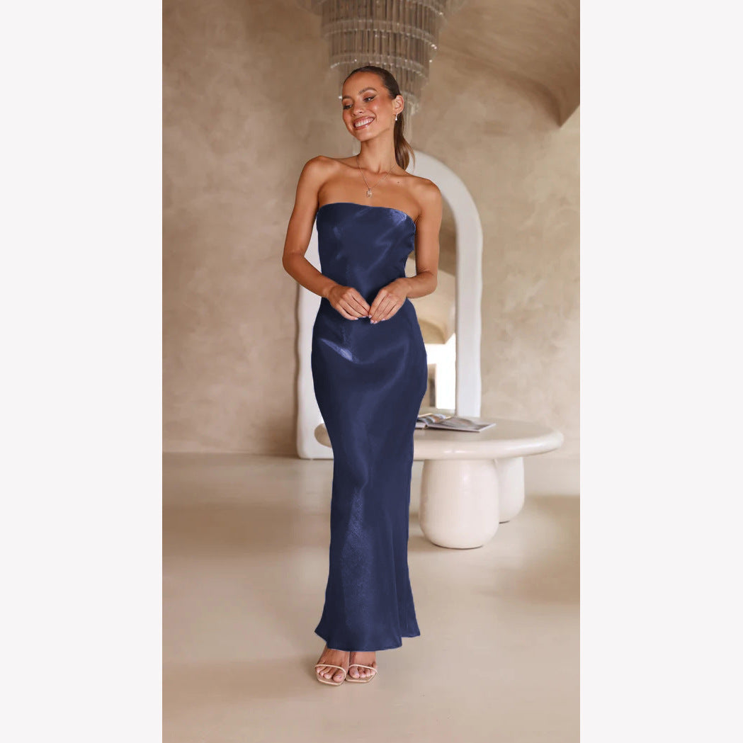 Damen Elegantes Bandeau-Maxikleid mit fließendem Satin und körpernaher Silhouette EB