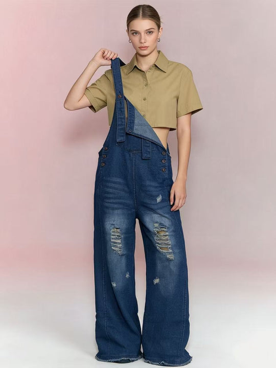 Damen nan moderne Baggy-Latzhose aus pigmentgefärbtem Stretch-Denim mit verstellbaren Trägern und sichtbaren Rissen EB