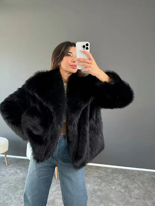 EB | Embrace Cropped Große Revers Plüschjacke