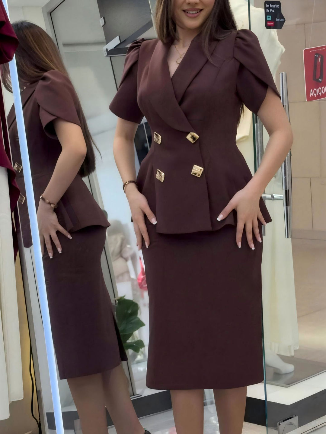 Damen elegantes Bleistiftkleid mit tailliertem Schnitt und schickem Schulterdesign EB