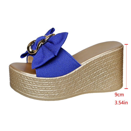 Damen Wedge-Sandel mit modischem Schleifen-Design und eleganter Kettenapplikation EB