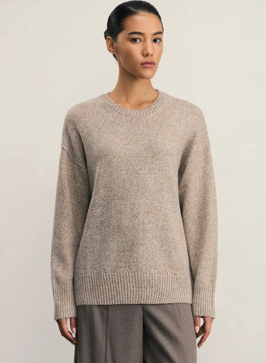 Damen Bequemer und eleganter Strickpullover mit überschnittenen Schultern und Rippenbündchen EB
