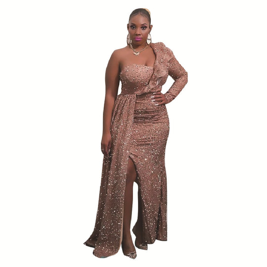 Damen Elegantes schulterfreies Maxikleid mit glitzernden Akzenten und asymmetrischem Design EB