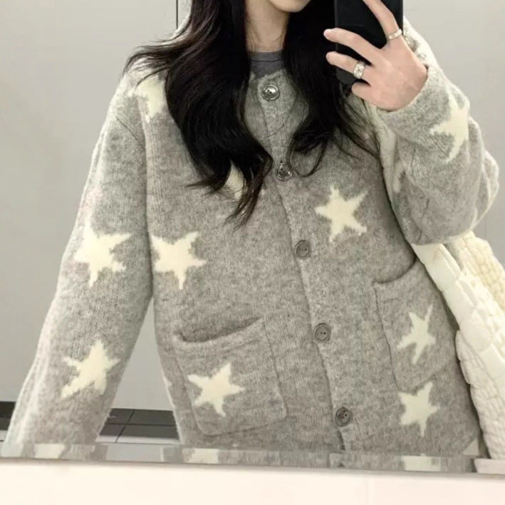 Damen Strickjacke mit Sternenmuster und praktischen Taschen EB