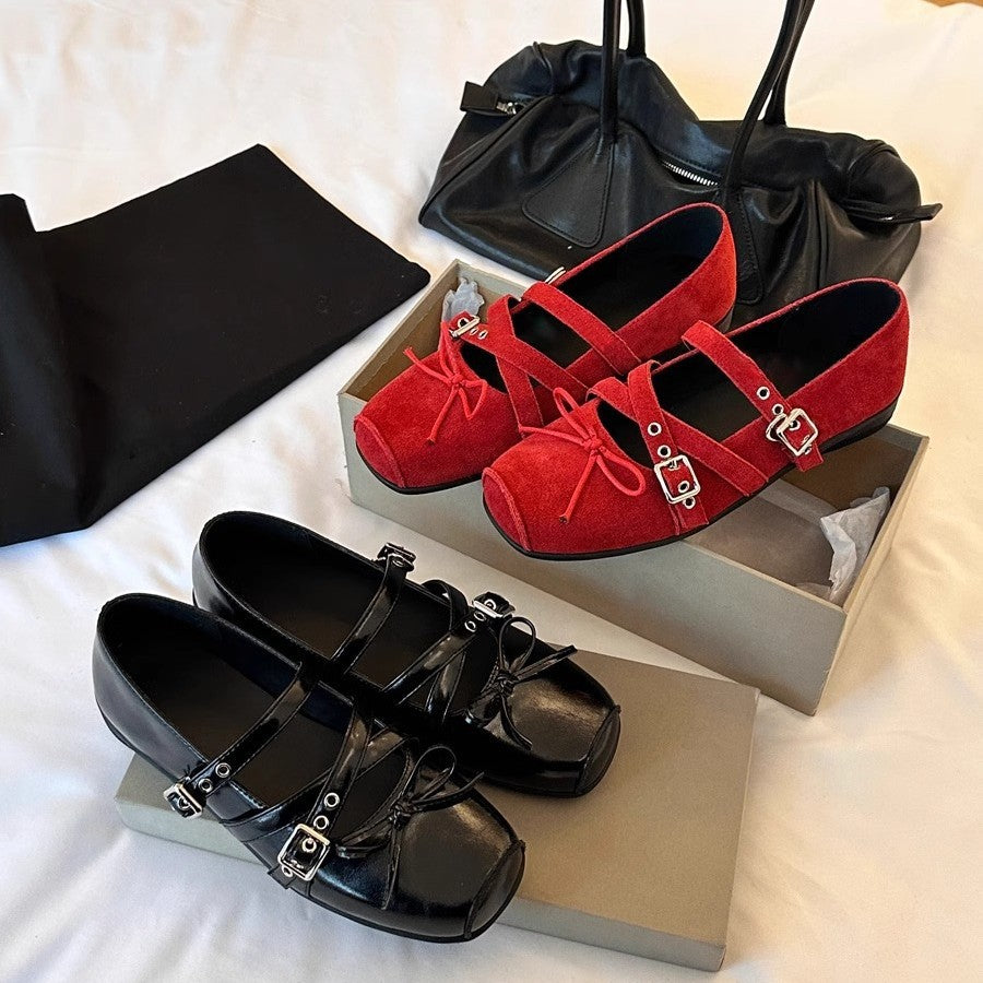 Damen Ballerina-Schuhe mit verspieltem Kreuzriemen und eleganter Schnallenverzierung EB