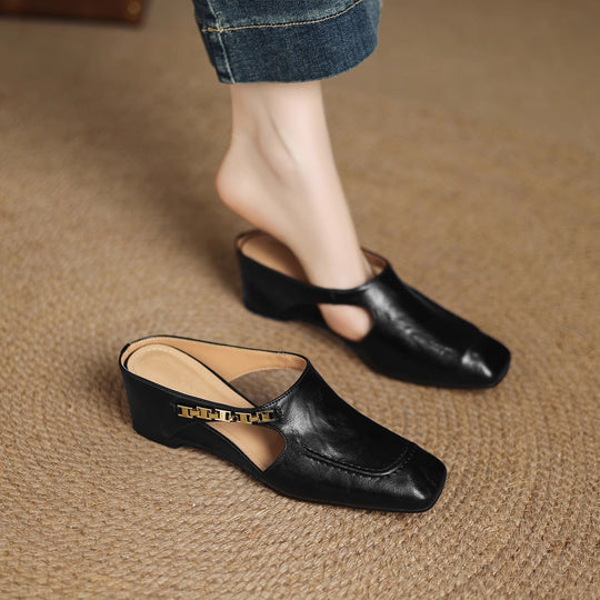 Damen Komfortable Mules mit elegantem Blickfang EB