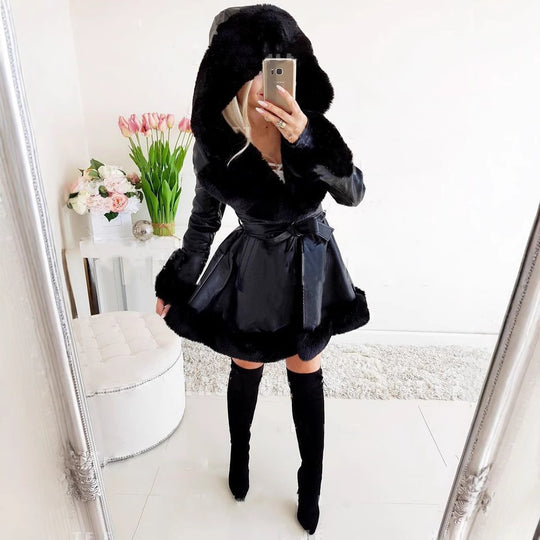 Damen Luxusjacke mit weichem Kunstfellkragen und abnehmbarer Kapuze EB