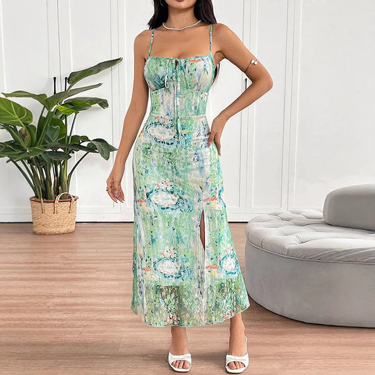 Damen Maxikleid mit zartem floralem Muster und verstellbaren Spaghettiträgern EB