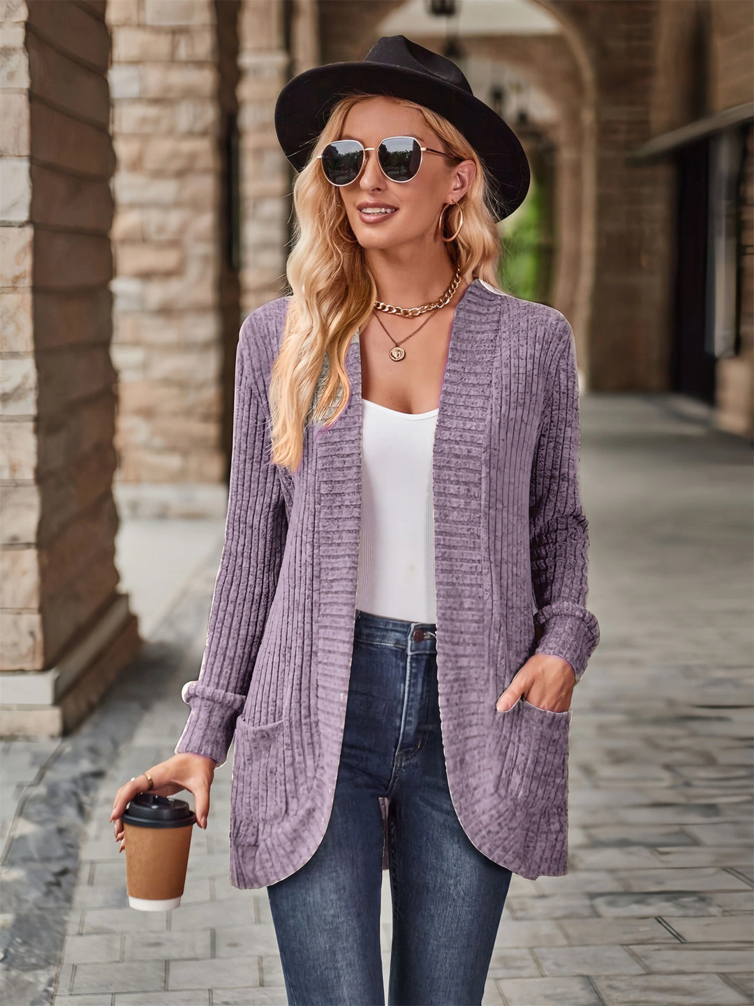 Damen Strickjacke mit lässigem Schnitt und praktischen Taschen EB