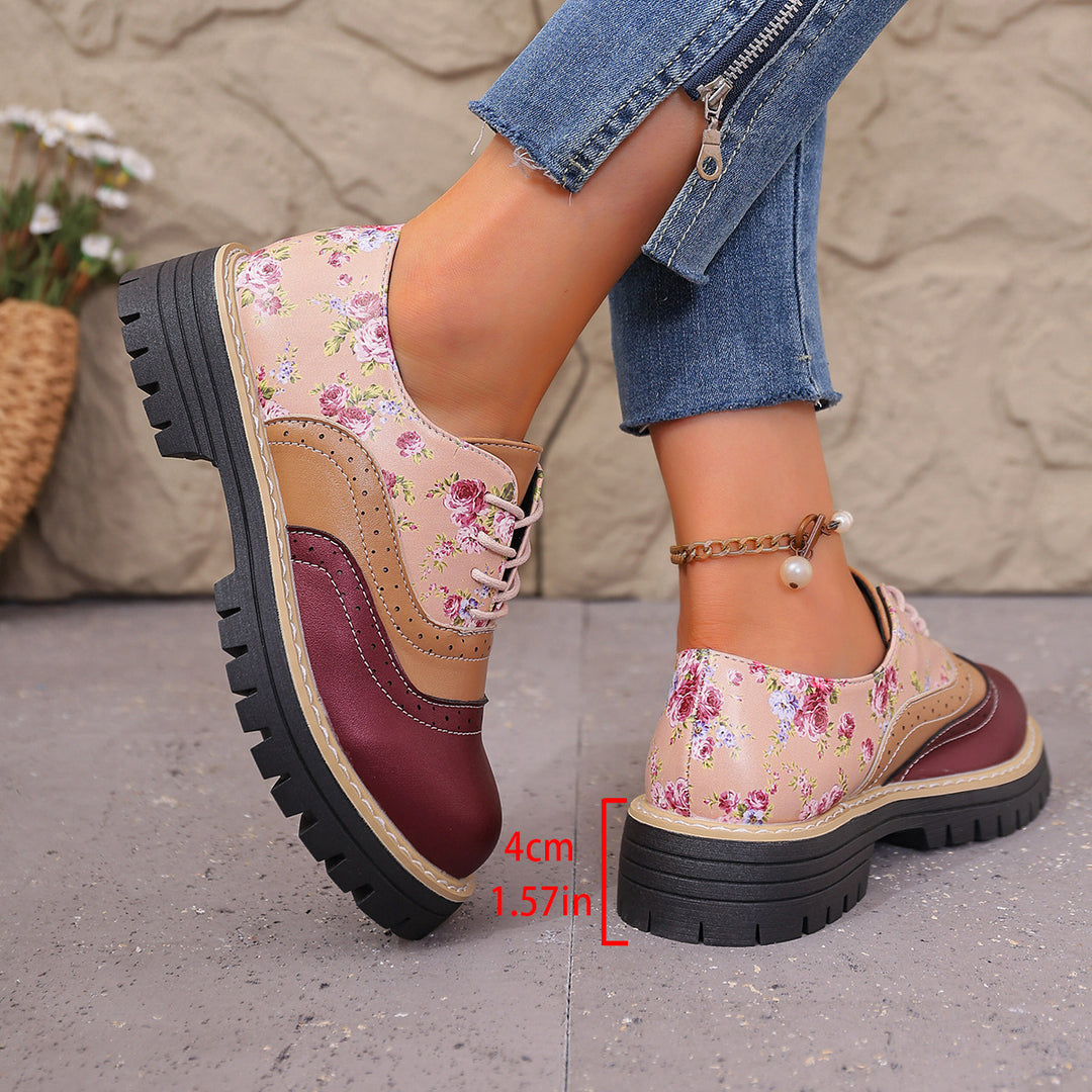 Damen florale Brogue-Schnürschuhe mit mehrlagigem Materialmix und profilierter Gummisohle EB