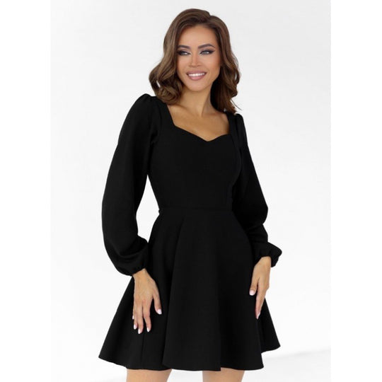 Damen Minikleid mit Puffärmel und Herz-Ausschnitt EB