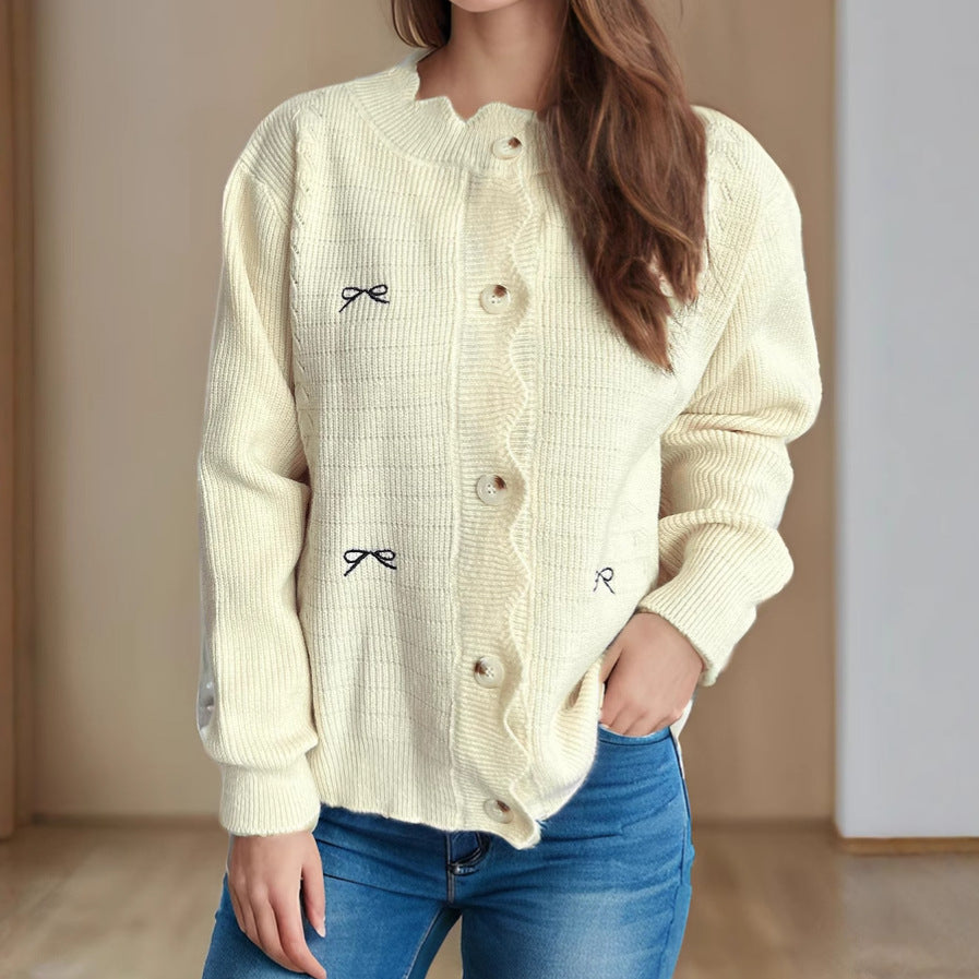 Damen Strickjacke mit verspieltem Knopf-Detail und schöner Struktur EB