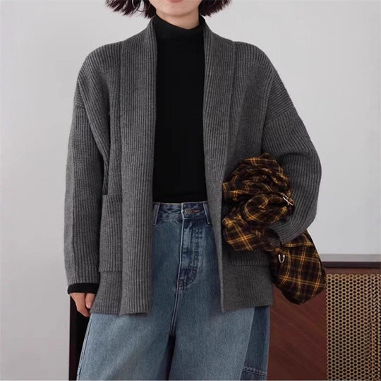 Damen Weicher Strickcardigan mit Rundhalsausschnitt und lässigem Schnitt EB