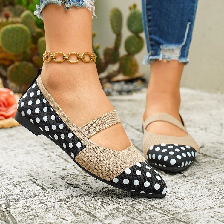 Damen Modische Ballerinas mit Punkten und elegantem Riemendesign EB