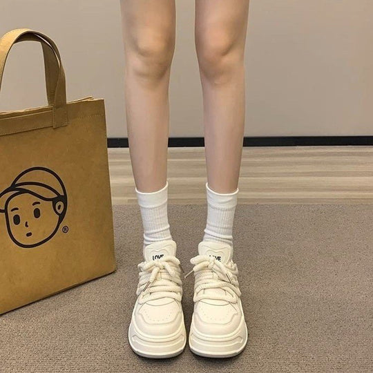 Damen Chunky Sneakers mit innovativen Dämpfungselementen und atmungsaktiver Oberflächenstruktur EB