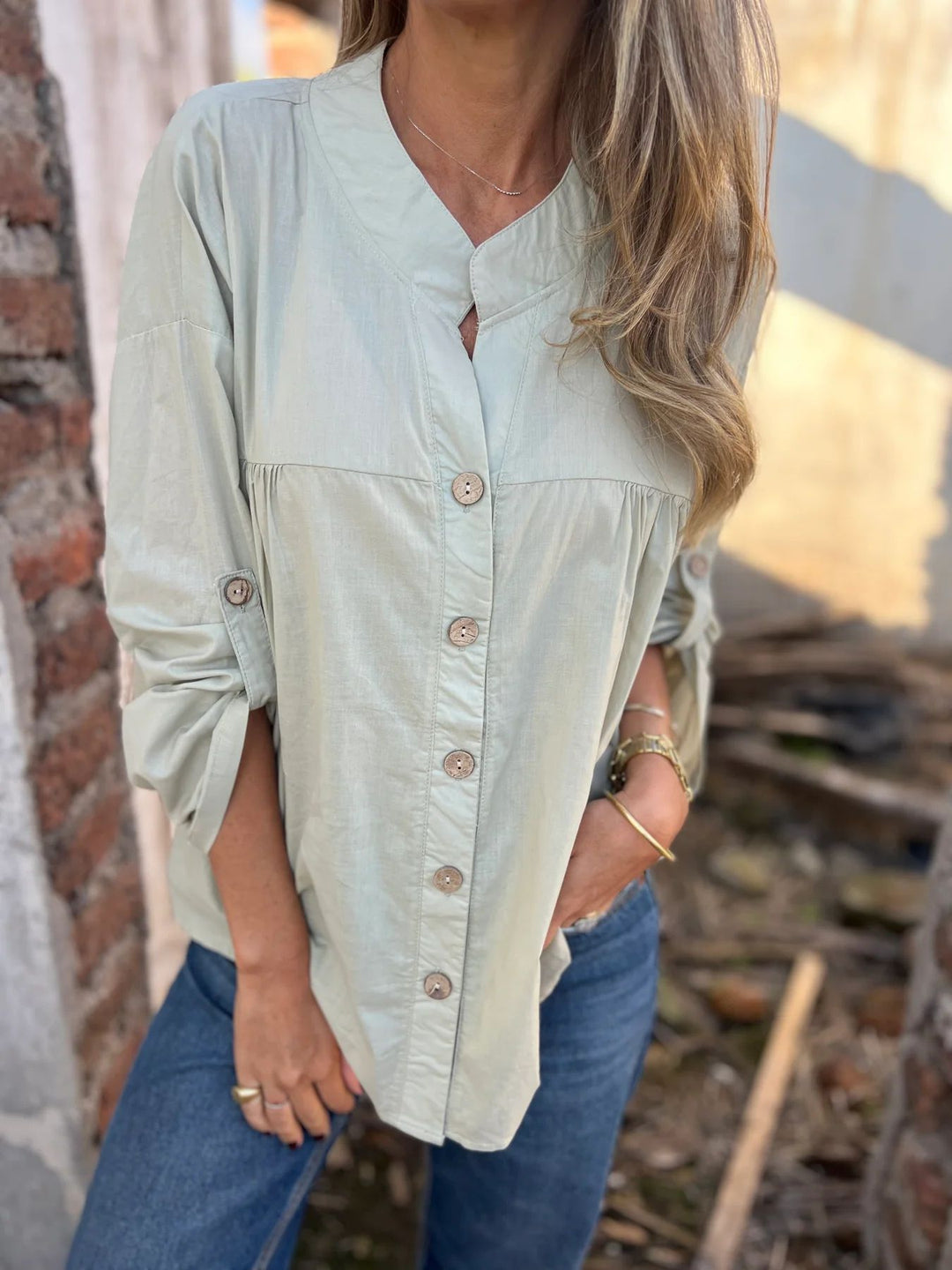 Damen Baumwollbluse mit Knopfleiste und bequemem Schnitt EB